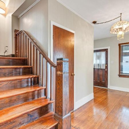 "New Listing" Spacious 3 Bedroom Large Home Close To Downtown, Oakland, & East Liberty! Home Pittsburgh Bagian luar foto