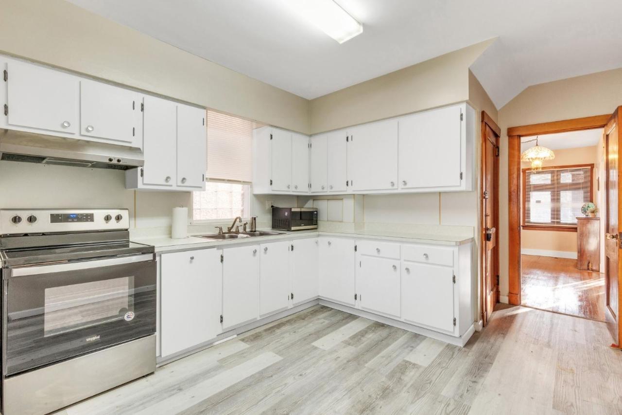 "New Listing" Spacious 3 Bedroom Large Home Close To Downtown, Oakland, & East Liberty! Home Pittsburgh Bagian luar foto
