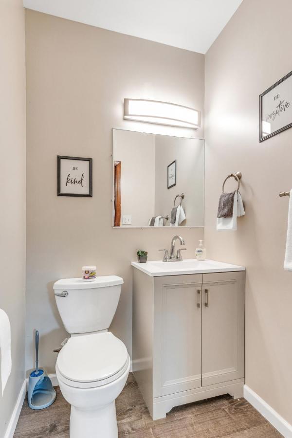 "New Listing" Spacious 3 Bedroom Large Home Close To Downtown, Oakland, & East Liberty! Home Pittsburgh Bagian luar foto